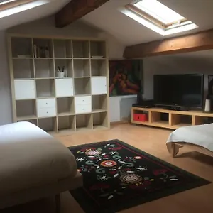 https://chambres-dhotes-dendoume.fr-provencehotel.com